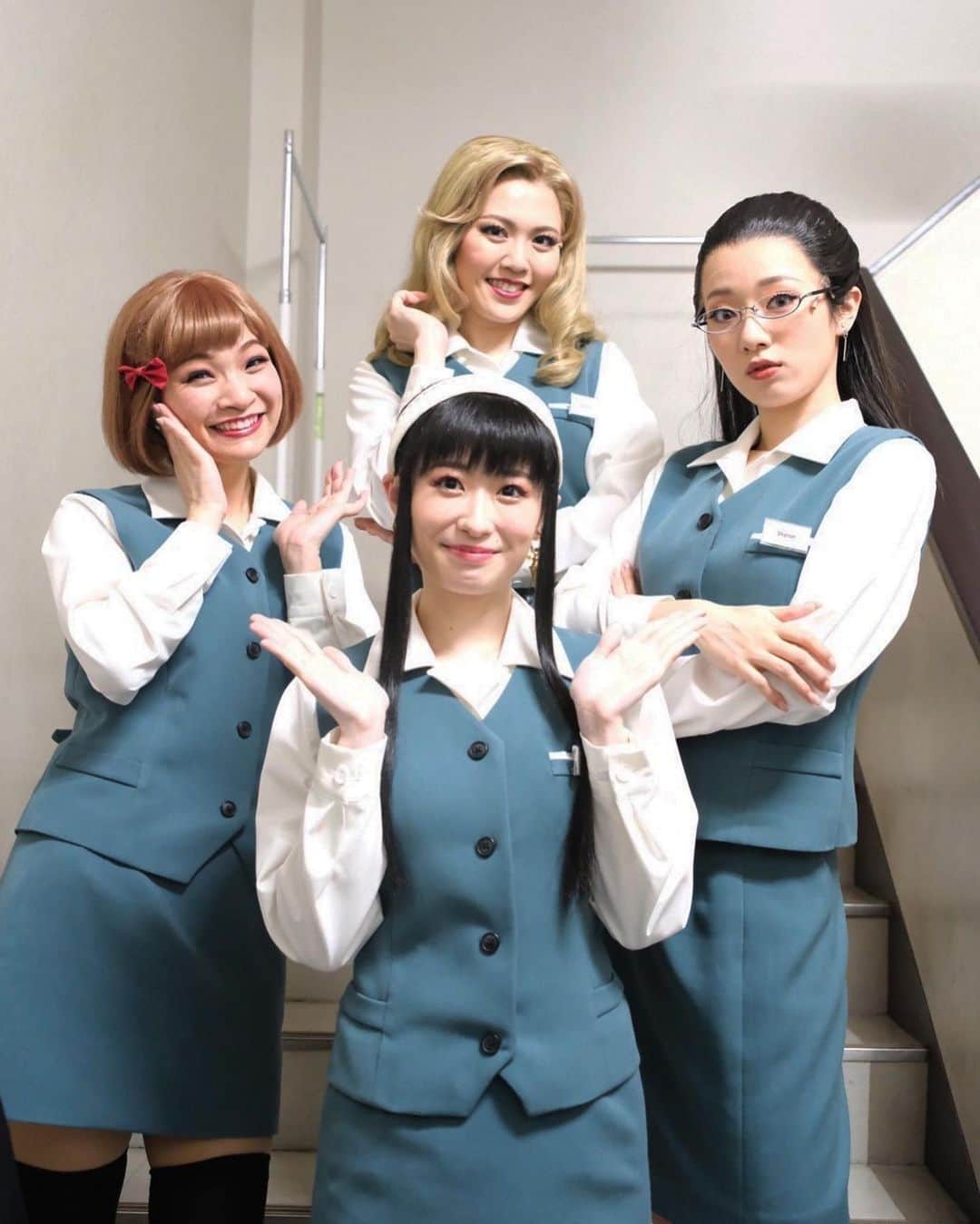 島田彩のインスタグラム：「🥜 Musical SPY×FAMILY  ふうかヨルさんともパチリ📷  ふうかたんは優しさと思いやりと透明感をぎゅっとさせたような素晴らしいお人柄、素晴らしい女優さん。ヨルさんの繊細なところから、大胆でときに恐ろしいところまで、目が離せないのです。  また給湯室でおしゃべりしようね☕️  ミュージカルspy #スパイファミリー #spyfamily  #帝国劇場」