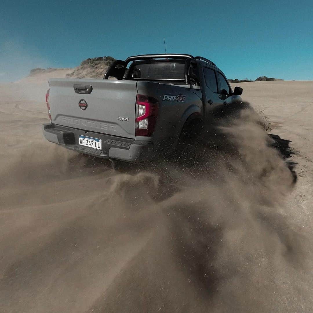 Nissanさんのインスタグラム写真 - (NissanInstagram)「It’s time to add some adventure to your life. #NissanFrontier #Nissan @nissanargentina」4月9日 22時00分 - nissan