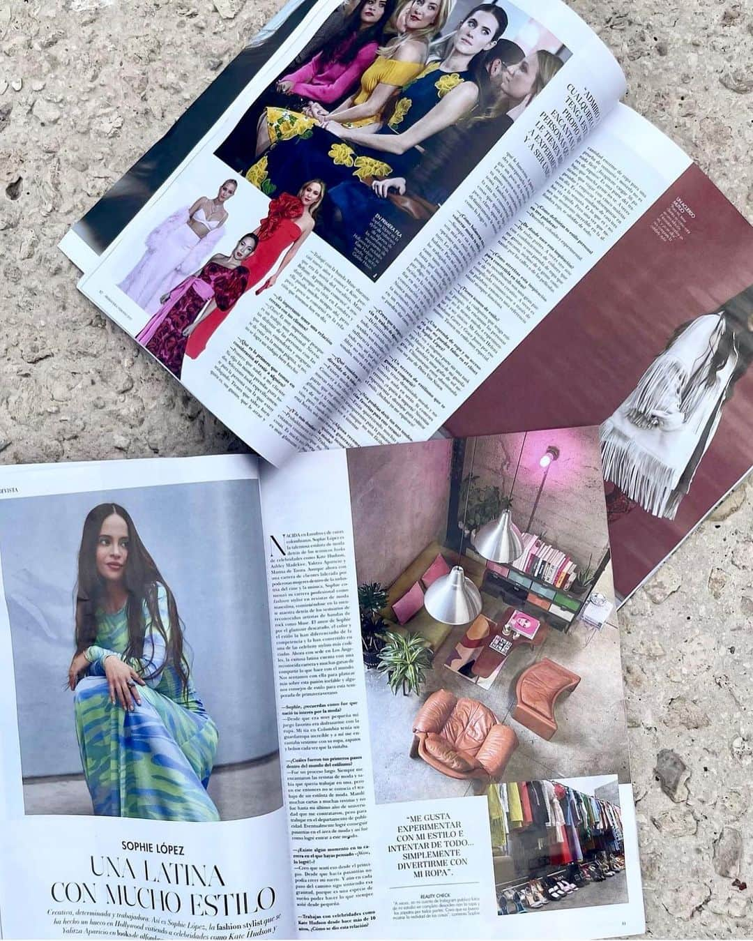 ソフィー・ロペスのインスタグラム：「Gracias for the feature HOLA Fashion 💚🙏🏽 @cprimatesta @hola_mx」