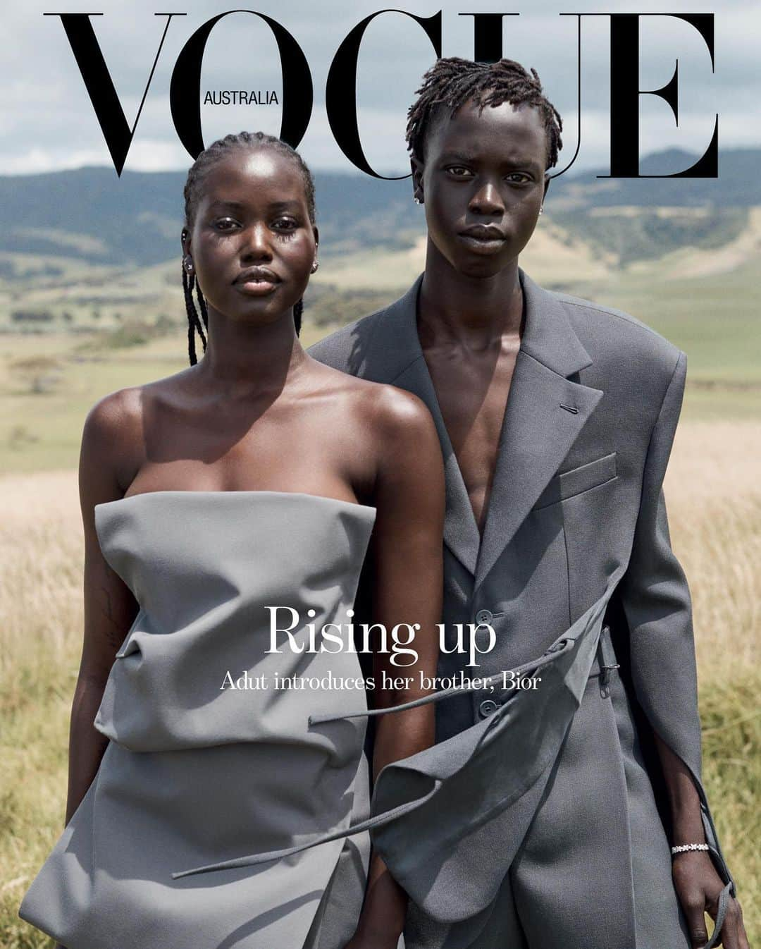 Vogue Australiaさんのインスタグラム写真 - (Vogue AustraliaInstagram)「@AdutAkech and brother, @BiorAkechh, are the stars of our April issue, sitting down for their first-ever Vogue cover interview together, and standing side-by-side on each of this month’s three collectable covers. She’s a global supermodel travelling away from her family. He’s her younger brother in Adelaide with a bright path ahead, but the siblings’ deep bond transcends distance. As they navigate the world together, she leads him, hand-in-hand, into the future. At the link in bio, they chat about what it’s really like to work with your sibling, how their journey to Australia from a Kenyan refugee camp strengthened their familial bond, their fashion family—which includes British Vogue’s @Edward_Enninful and @Naomi—and more.  Read Adut and Bior’s chat, and get a sneak peek at their shoot for our April issue—on sale Monday, April 3—at the link in bio.  #AdutAkech wears @Prada and @TiffanyAndCo, and #BiorAkech wears @LouisVuitton  and @TiffanyAndCo  Styled by @ChristineCentenera, photographed by @JoshOlins, words by @AliceBirrell, hair by @SophieRobertsHair, make-up by @KellieStrattonMakeup, manicure by @CindyVellisNailStylist, set design by @AnotherSophie, talent director @Rikki_Keene, production by @Triona_7 @JadeCarp, location @Dovecote」3月31日 6時04分 - vogueaustralia