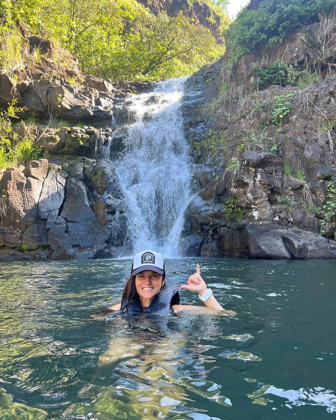 ティファニー・ティーセンのインスタグラム：「Another amazing day! Mahalo Hawai’i」