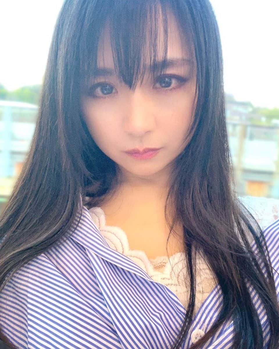 のインスタグラム：「おはようございます𓂃𓇢 始まりましたね、ヒノキ😷」