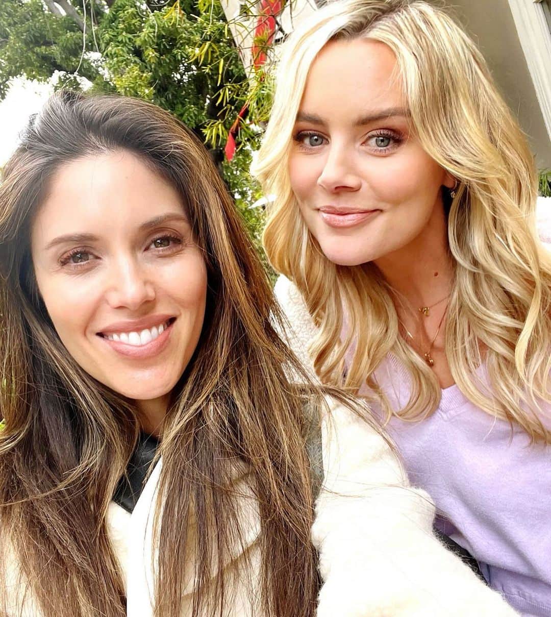ヘレナ・マットソンのインスタグラム：「Birthday fun with bestie 💕 @kaylaewell」