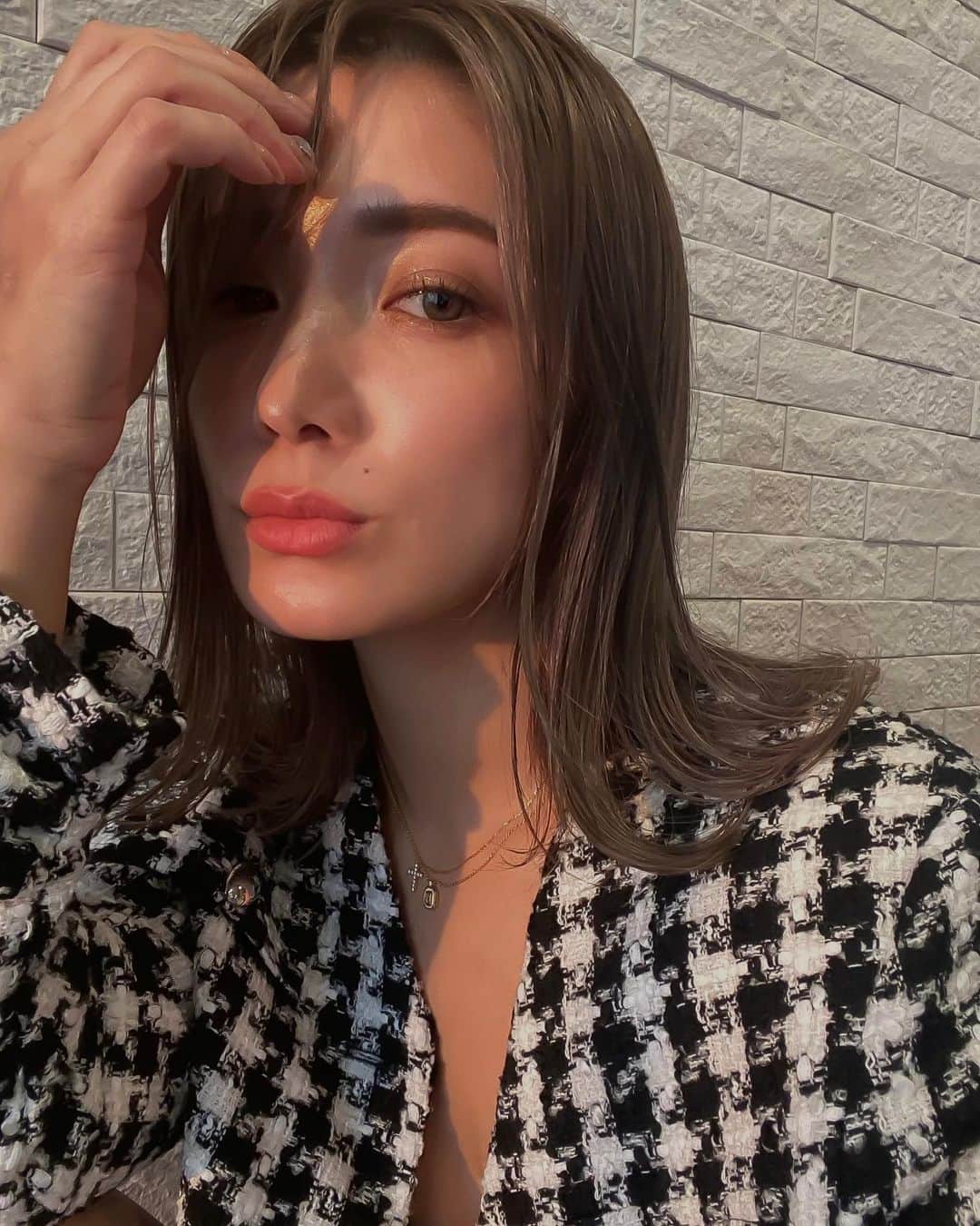 谷口紗耶香のインスタグラム：「日々の美活は欠かせない❤️‍🔥年齢的にもしっかりケアしていかなきゃ👏🏼  ✔️eyelash ... @eyelashsalonharuka  ✔️body&facecare... @hari_seitai / @bplus_salon77osaka  ✔️hair care... @wa_ac / @lapis_takumi   Special thanks🫶🏻  子連れokなサロン様ばかりなので ぜひお問合せしてみて❤️‍🔥」