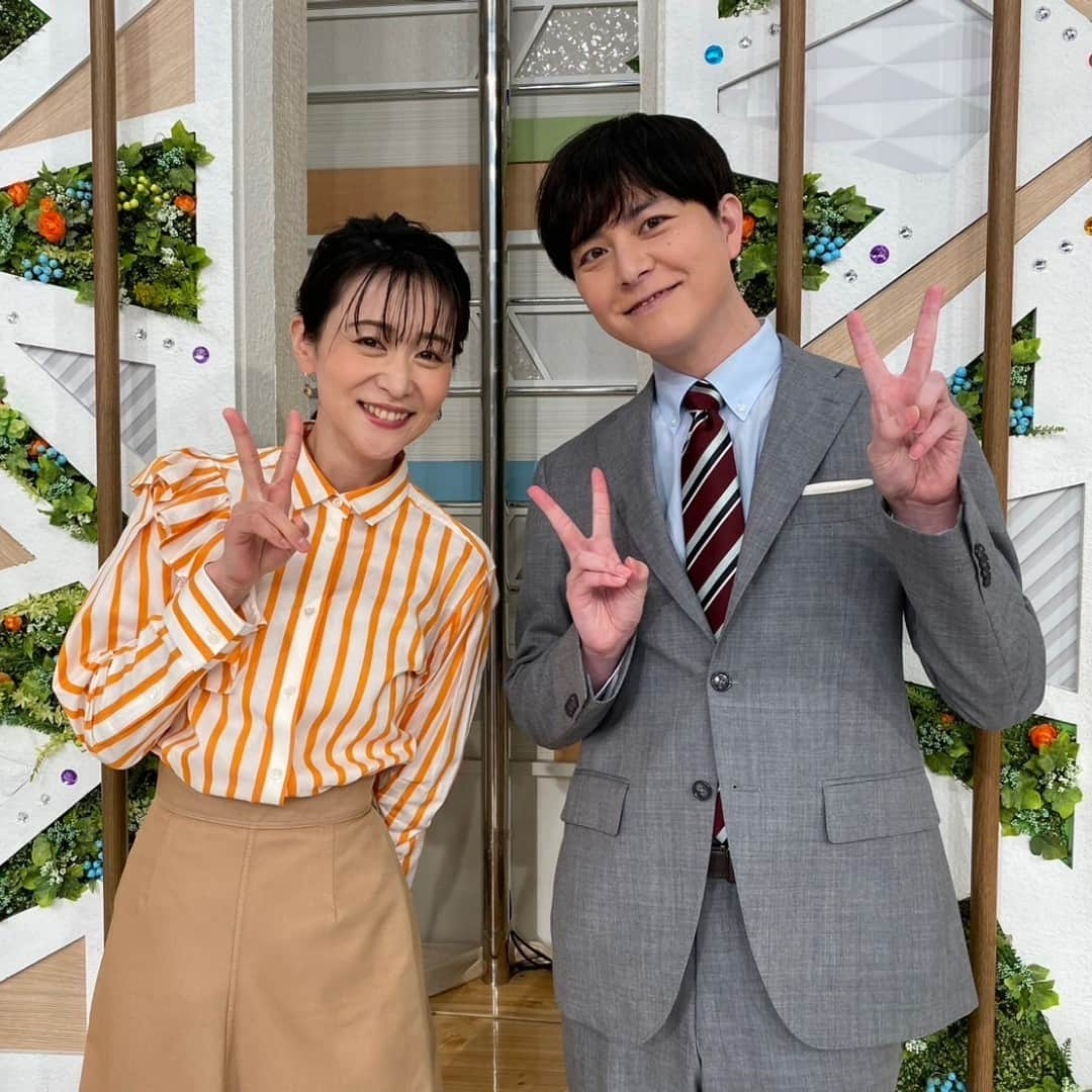 テレビ朝日アナウンサー公式さんのインスタグラム写真 - (テレビ朝日アナウンサー公式Instagram)「先週は先輩の #森葉子 アナウンサーと一緒にフラッシュコーナーを担当しました。入社してからずっとお世話になっている森さんは、いつ会っても優しくて暖かい人です。またどこかで一緒に仕事ができたらいいなー #斎藤康貴 #大下容子ワイド！スクランブル #これから放送です！」3月31日 10時00分 - tvasahi_announcers