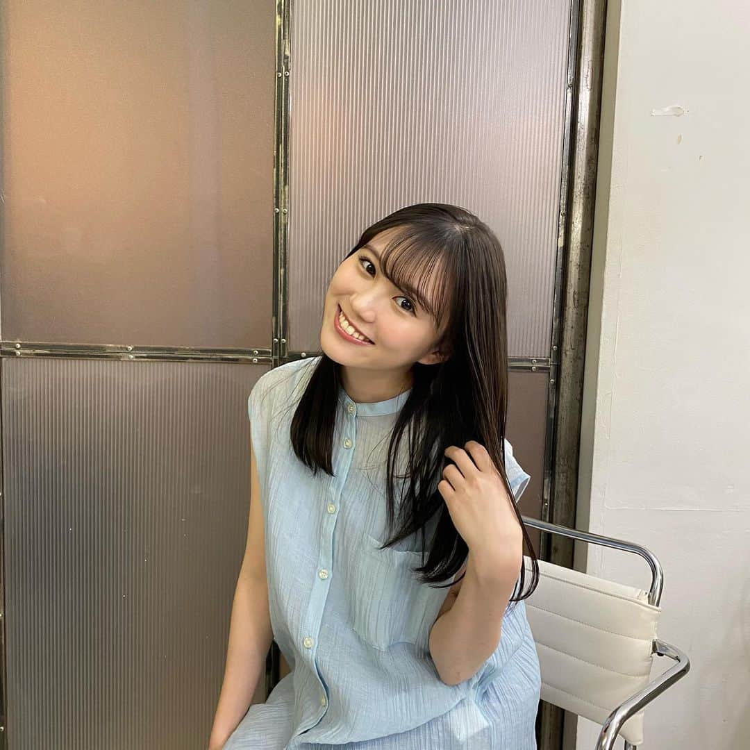 三原羽衣さんのインスタグラム写真 - (三原羽衣Instagram)「ういのあでAquallの広告をさせて頂きました！   WebCMは三原羽衣ver、加藤乃愛verがあるので是非両方見てください🫶🏻  東京/渋谷、大阪/道頓堀に屋外広告もあるので是非見つけてみてください🤍   ういのあで仕事したいねっていってたからめっちゃ嬉しかったしめっちゃ楽しかった〜！  Aquallはドラッグストアやバラエティーショップでゲットできるよ〜   是非チェックよろしくお願いします🙇🏼‍♀️ 見つけた報告も待ってます💡    #Aquall #アクオル #うるおい美溶水シャンプー」3月31日 19時39分 - ui.mihara_official