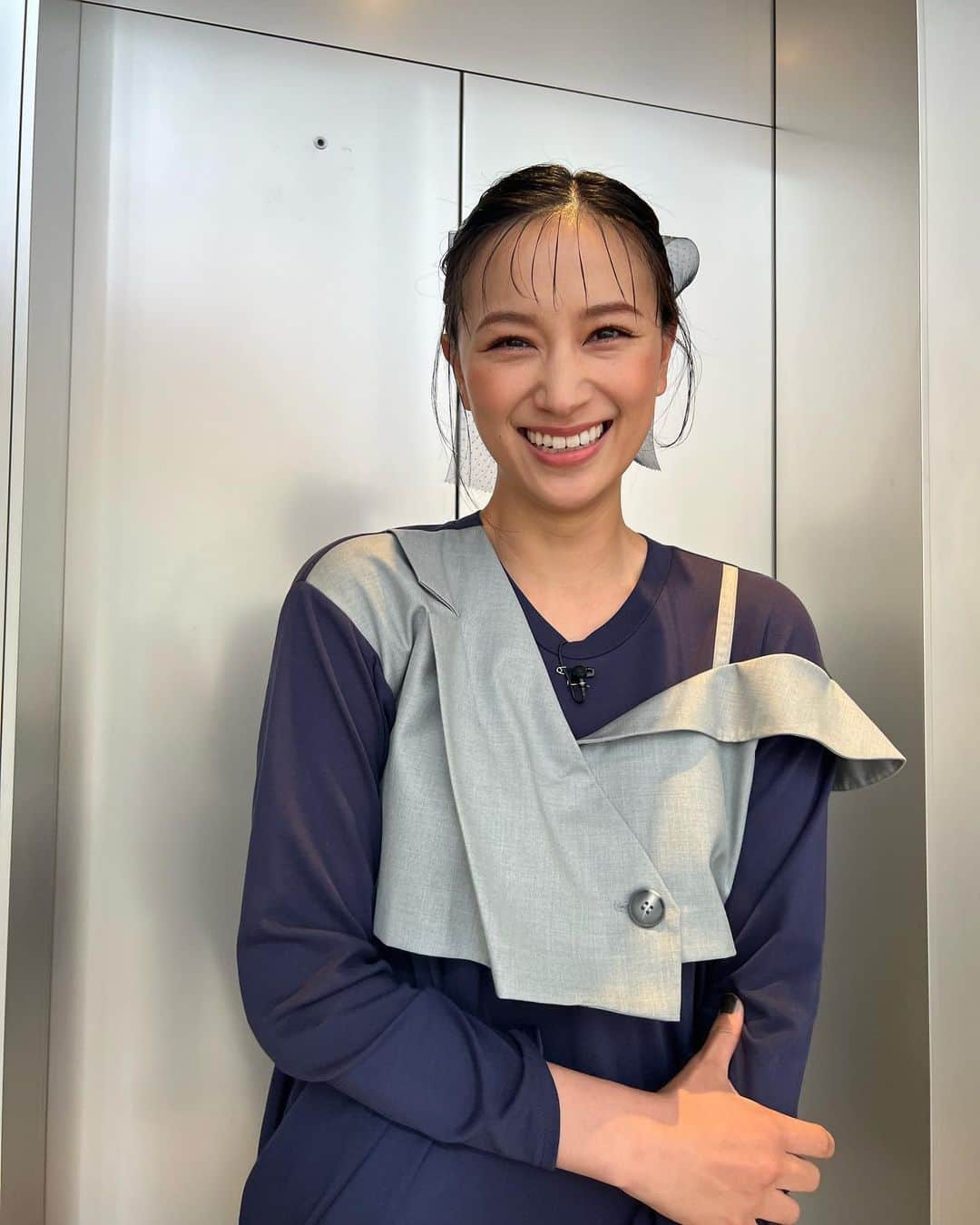 山口りさのインスタグラム：「ゆーちゃん❤︎  @takahashiyu.official   📍湾岸スタジオ  👀　@maybelline  💄　@fujiko_brand  マユ　@jillstuartbeauty」