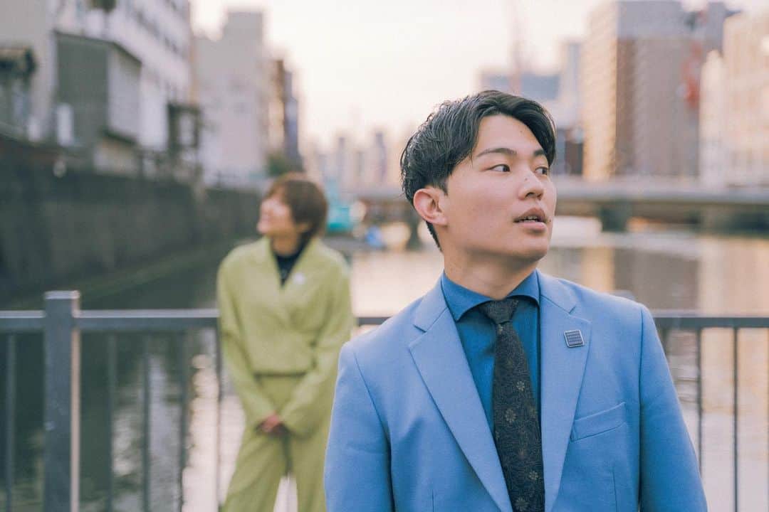 木佐凌一朗さんのインスタグラム写真 - (木佐凌一朗Instagram)「【1週間後】  4月7日(金)  翠星チークダンス第5回単独ライブ ⏰アラームをかけずに君と眠りたい🛌  開演19:30 終演20:30 よしもと漫才劇場 1200円  新ネタ漫才6本 劇団ちろる3本 コーナー 盛り沢山の60分  来場者特典は持ち帰りやすいB5サイズ直筆サイン入りポスター！ 配信特典はポスターで未使用の個人オフショット！ 来場と配信どちらも特典で 僕らがある芸人の漫才をカバーしてる動画もあります！ 置きチケの連絡お気軽にください！ 遠かったり時間合わない人は配信で頼むよ！ 48時間見返し放題やから！  #翠星チークダンス #アラームをかけずに君と眠りたい」3月31日 20時17分 - inakanokisa
