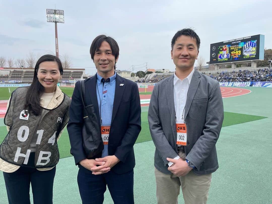 柴村直弥のインスタグラム：「@dazn_jpn  #Jリーグ #公式映像 #DAZN #解説 #群馬山形 #viridari #シャツ #yonex #ヨネックス  #kits #バッグ」