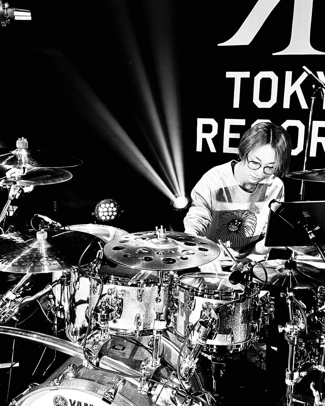 岡本健一さんのインスタグラム写真 - (岡本健一Instagram)「＊ Zepp tour ＊  @rockonsocialclub」3月31日 13時06分 - kenichi.okamoto