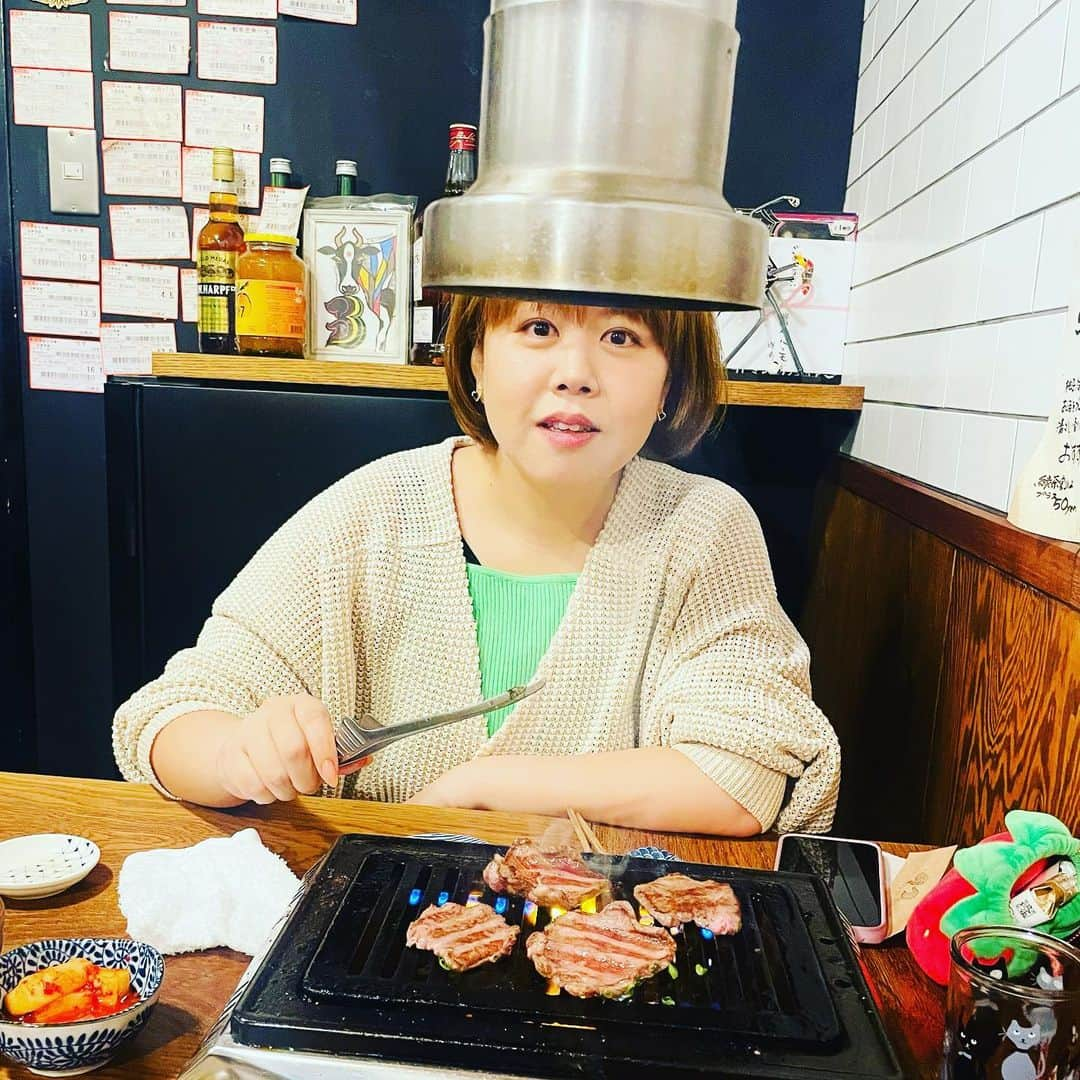 竹内知咲さんのインスタグラム写真 - (竹内知咲Instagram)「焼肉の気分過ぎて我慢できなかった夜🌕  #天才ピアニスト #天才ピアニストますみ #天才ピアニスト竹内 #焼肉」3月31日 15時15分 - tensai_pianist.takeuchi