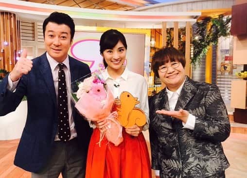 岩本乃蒼のインスタグラム：「『当たり前』にいつもあるものだったから 寂しいけれど こんなにまっすぐでおもしろくて 奥深い番組に携われて幸せでした🌼 #スッキリ #17年間ありがとう」