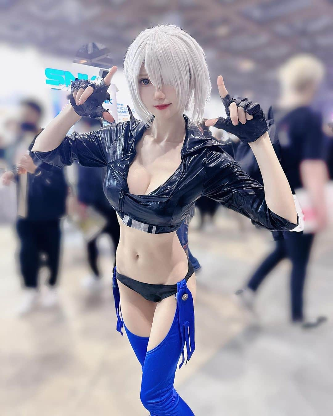 赤木クロさんのインスタグラム写真 - (赤木クロInstagram)「EVO JAPAN  KOFのアンヘルのコスプレでいました！    #japanesegirl  #cos #cosplay #cosplayer #cosplaygirl #cosplayers #コスプレ #コスプレイヤー  #gravure  #일본여자 #코스프레 #그라비아 #角色扮演 #角色扮演者  #coser #instacosplay #コスプレ女子 #cosplayersofinstagram #cosplayersofig #コスプレ写真  #cosplayersofig #cosplayphotography  #cosplayersofinstagram #cosplayphoto  #selfies 　#evo #evojapan #kof #kofcosplay #アンヘル #snk #snkcosplay」3月31日 21時20分 - akagikuro