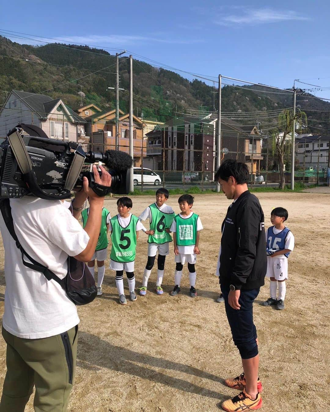 松井大輔さんのインスタグラム写真 - (松井大輔Instagram)「番組名：「Jリーグ新番組『KICK OFF! KANSAI』」 放送日：2023年4月1日（土）あさ６時００分～７時００分 ※初回はスペシャルのため60分番組となります。 番組内容：（放送）毎日放送／関西ローカル（ＴＢＳ系列）  #朝1番 #moning  #朝早い #kickoff #みんな #起きれるかなー #地元 #kyoto #京都 #原点」3月31日 21時20分 - matsuidaisuke_official