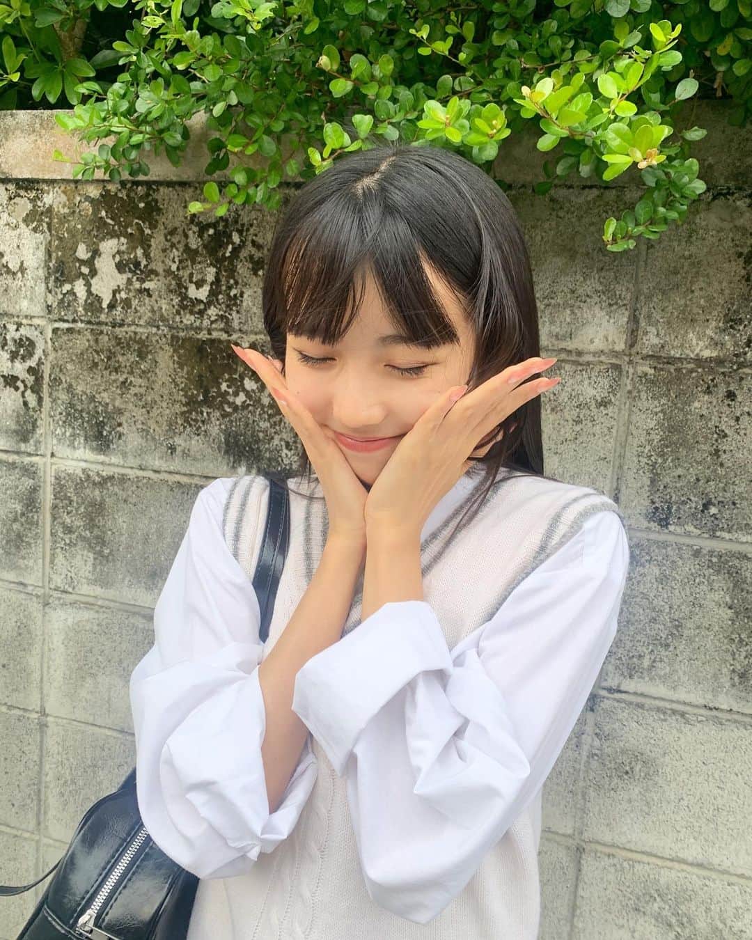 東恩納瑠花さんのインスタグラム写真 - (東恩納瑠花Instagram)「昨日の🍒scp🌶Twitterより↓  こんにちは〜💗✨ 今日は、お友だちとギャル遊びをしました✌️ ほんとは、ギャル🌺っぽくしたかったけど、全然違くなっちゃった🤭💓 ネイルチップもしました〜💅ﾌﾍﾞﾝ ﾃﾞｼﾀ プリクラと写真も撮れた📸✌️ 4月2日、イオン北谷店でのライブ🎤 楽しみ✨来てね💓 るか🍒 #SweetCherryPeppers  #SCP」3月31日 16時41分 - ruka.ru_ru
