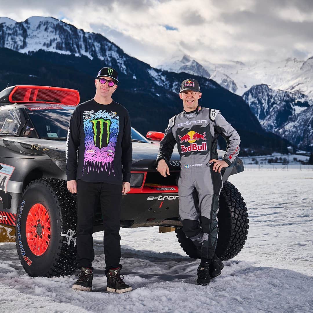 のインスタグラム：「果たされた約束。  Audiファクトリードライバー マティアス・エクストローム(@mattiasekstromracing)が、晩年のケン・ブロックとの思い出を胸に、Audi S1 e-tron quattro Hoonitronに乗り込む。  #Audi #FutureIsAnAttitude #S1Hoonitron  *Audi S1 e-tron quattro Hoonitronはプロのドライバーによって専用のサーキットでのみ運転できる車両です。市販モデルではありません。」