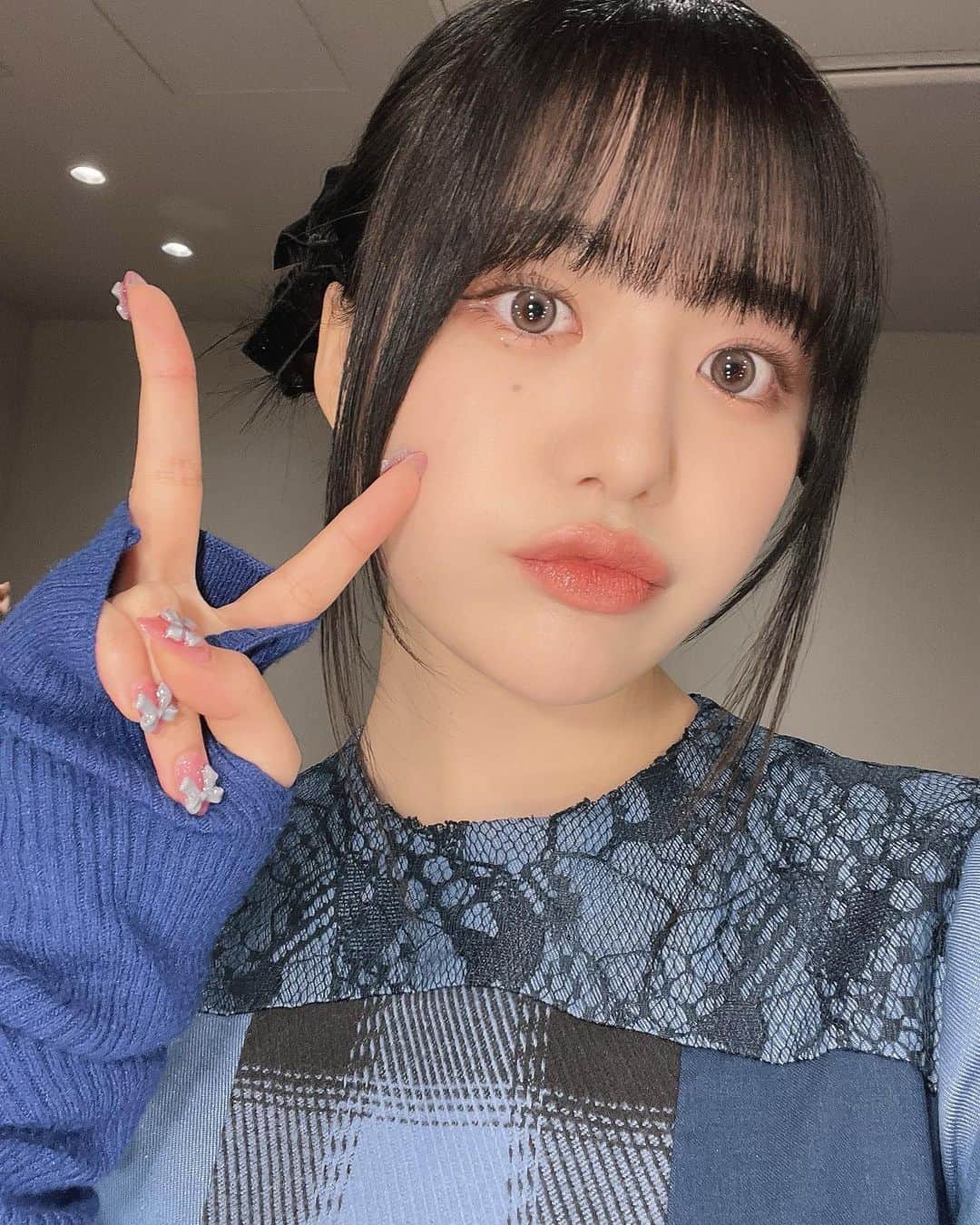 月雲ねるのインスタグラム：「なんかインスタに顔載せるの気が進まなかったんですけど、フォロワー増やしたいのでもっと載せていくことにします かわいいとおもったらフォロー、いいね、コメントお願いします✌️」