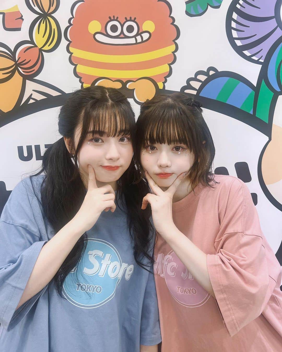 キム・イェリンさんのインスタグラム写真 - (キム・イェリンInstagram)「#超十代2023 ULTRA TEEN FES ありがとうございました！ らんちせで歩けてしあわせしあわせでした〜👯‍♀️ 久しぶりの人も初めましての人もずっと可愛がってくれて嬉しかったです🥹 ちせの携帯で全然写真撮れなかった、、  会いにきてくれた方々、配信で見てくれた方々も みんなありがとうございます！！！ だいすきだよ〜🫶🏻 (真ん中にゆずみつの動画みんな見てほしいほんとにかわいい)  #超十代 #ちせ」3月31日 18時32分 - peach_chu_