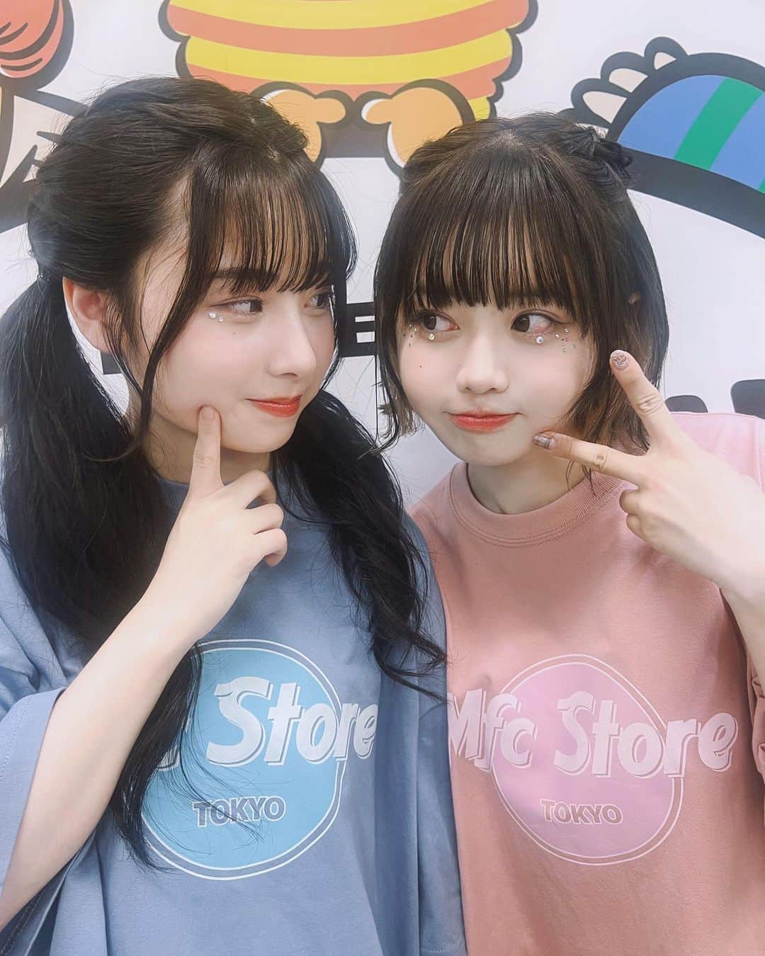 キム・イェリンさんのインスタグラム写真 - (キム・イェリンInstagram)「#超十代2023 ULTRA TEEN FES ありがとうございました！ らんちせで歩けてしあわせしあわせでした〜👯‍♀️ 久しぶりの人も初めましての人もずっと可愛がってくれて嬉しかったです🥹 ちせの携帯で全然写真撮れなかった、、  会いにきてくれた方々、配信で見てくれた方々も みんなありがとうございます！！！ だいすきだよ〜🫶🏻 (真ん中にゆずみつの動画みんな見てほしいほんとにかわいい)  #超十代 #ちせ」3月31日 18時32分 - peach_chu_