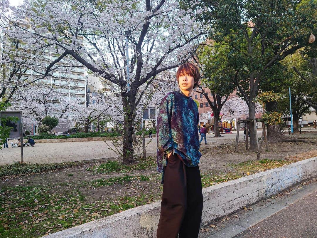 さるえるさんのインスタグラム写真 - (さるえるInstagram)「2023年度もよろしくお願いします  Tops：@shareef_official  #SHAREEF #シャリーフ」3月31日 19時01分 - sarrouel_intera