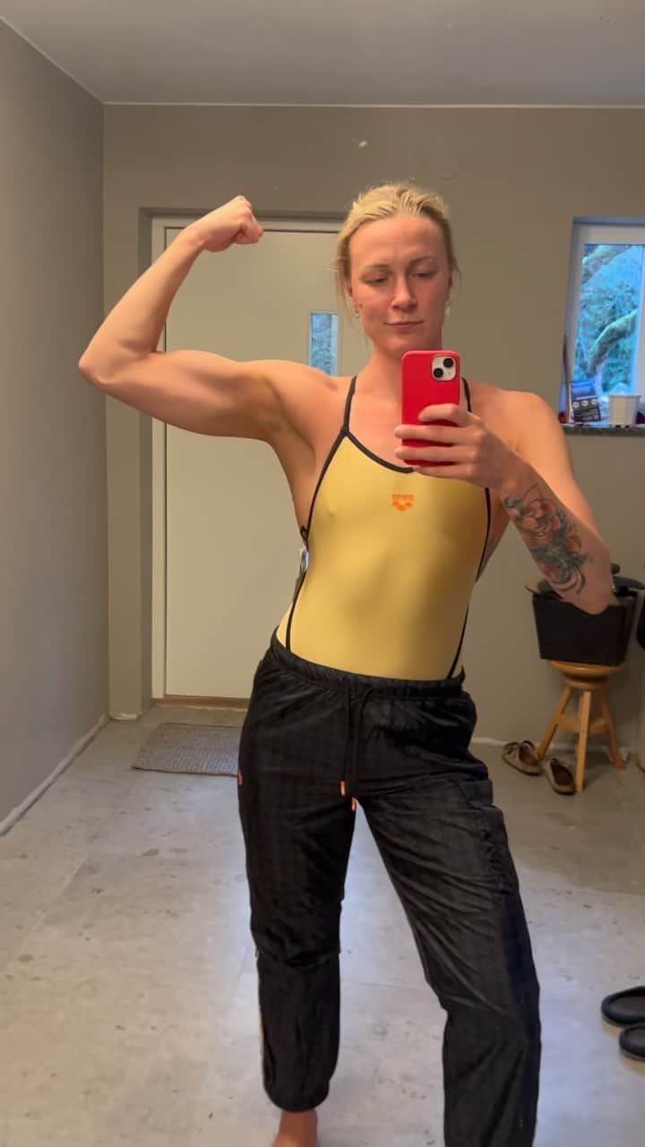 のインスタグラム：「⭐️ @arenawaterinstinct #arena50」
