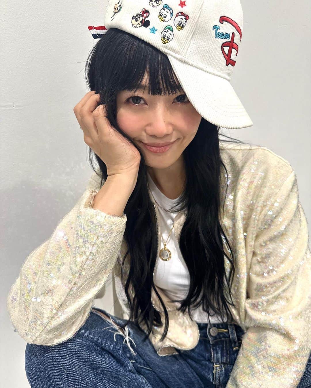 NIKKI さんのインスタグラム写真 - (NIKKI Instagram)「何バナたーいむ ⁡ テーマ決めずに行きます 恋愛、仕事、家族、友達、なんでもどーぞ ⁡ ⁡ Hey! Let's talk with me🫶🏻 Are you doing well? Let's talk about ur life, work, love, anything!!  ⁡ ⁡ 저랑 얘기합시다! 여러분은 요즘 어떠세요? 호조인가요?  일, 사랑, 인생, 고민, 뭐든지 OK입니다!」3月31日 22時01分 - wjf_nikki