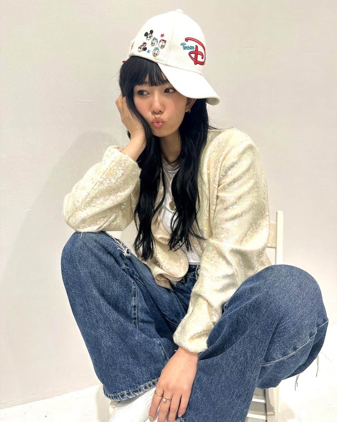 のインスタグラム：「何バナたーいむ ⁡ テーマ決めずに行きます 恋愛、仕事、家族、友達、なんでもどーぞ ⁡ ⁡ Hey! Let's talk with me🫶🏻 Are you doing well? Let's talk about ur life, work, love, anything!!  ⁡ ⁡ 저랑 얘기합시다! 여러분은 요즘 어떠세요? 호조인가요?  일, 사랑, 인생, 고민, 뭐든지 OK입니다!」