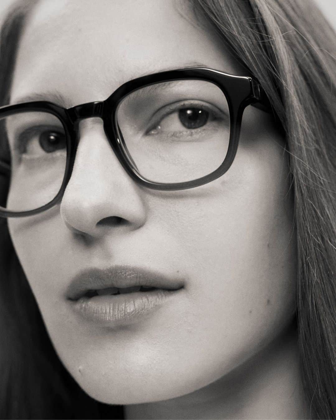 MYKITAのインスタグラム：「Ready for our close-up ...  Model wears BADU in Santiago Gradient/Shiny Silver from MYKITA ACETATE  Responsibly designed. Crafted from Acetate Renew.」