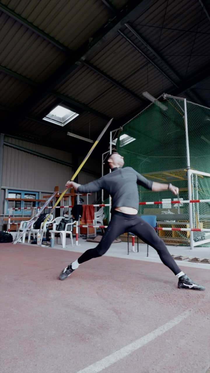 トーマス・レーラーのインスタグラム：「Positions that count. 📈   #javelinthrow #javelin #speerwurf #throw #throws #thrower #trackandfield #olympics #athletics filmed by @takezonneveld」