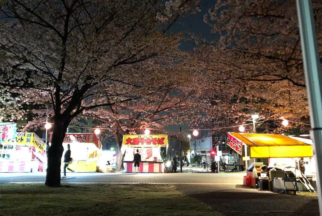 長谷川涼香さんのインスタグラム写真 - (長谷川涼香Instagram)「. 小学1年生から17年 たくさんの笑顔も涙も思い出です  #辰巳#ありがとう #懐かしい写真一挙大公開 #主役は2枚目のサングラス」3月31日 23時12分 - suzuka.hasegawa