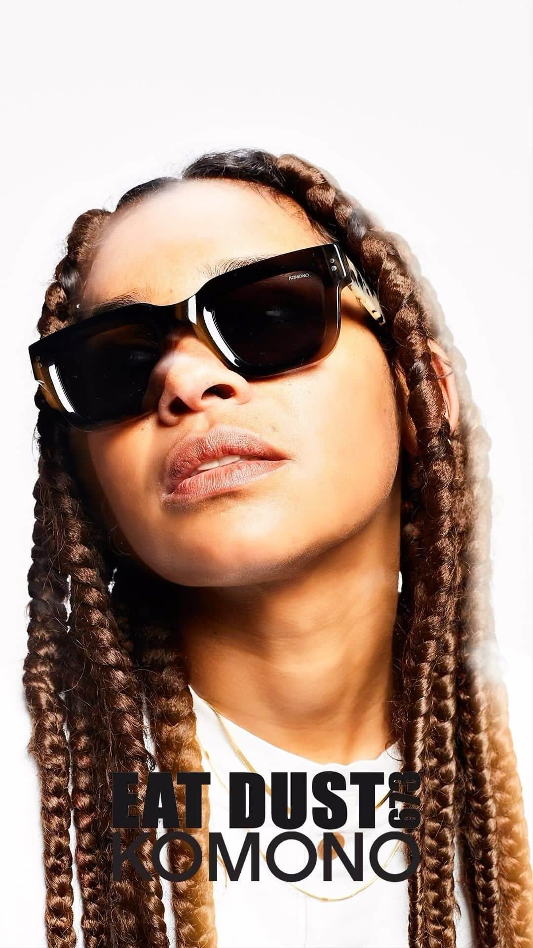 コモノのインスタグラム：「OUR NEW COLLAB WITH @eatdust IS OUT ⚡️  Discover our 3 timeless frame styles - Hioco 73, Robertus 67 and Walther 76.   Shop your pair now.」