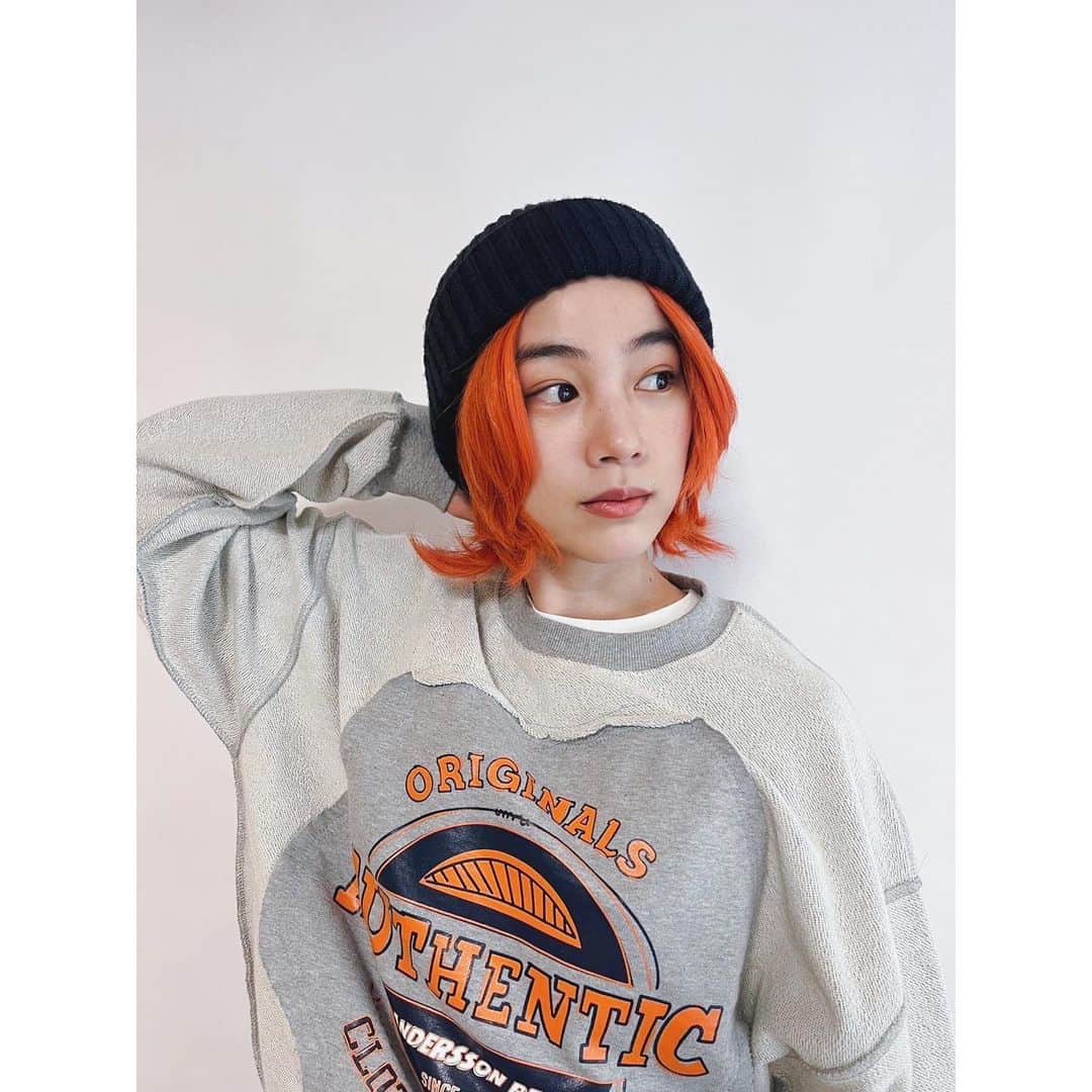 のん（能年玲奈）さんのインスタグラム写真 - (のん（能年玲奈）Instagram)「心機一転、オレンジ髪にイメージチェンジ💇‍♀️  フィフスエレメントのミラ・ジョヴォヴィッチ並みの、クレヨンで塗ったみたいなオレンジ。  #4月1日 #エイプリルフール」4月1日 0時00分 - non_kamo_ne