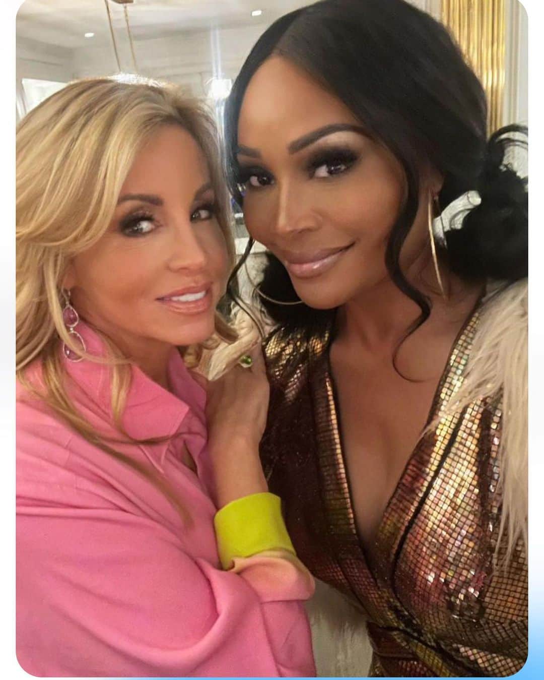 カミール・グラマーのインスタグラム：「Beautiful inside and out 💖✨」