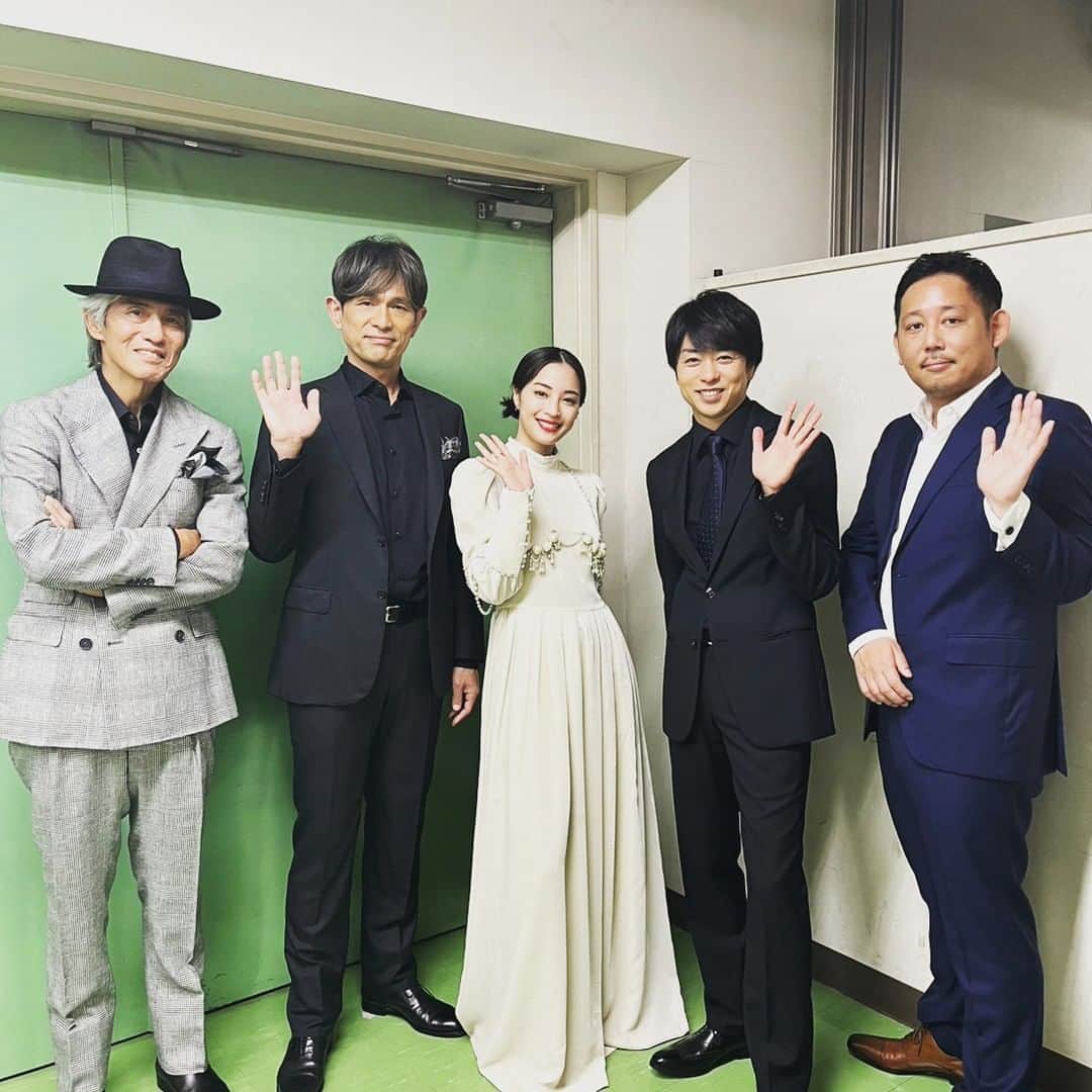 入江悠のインスタグラム：「『映画ネメシス 黄金螺旋の謎』 公開初日、お越しくださった皆様、 本当にありがとうございます。  舞台挨拶終えて帰宅。 本当に気持ちのいいチームです。  これから広がってくれますように！」
