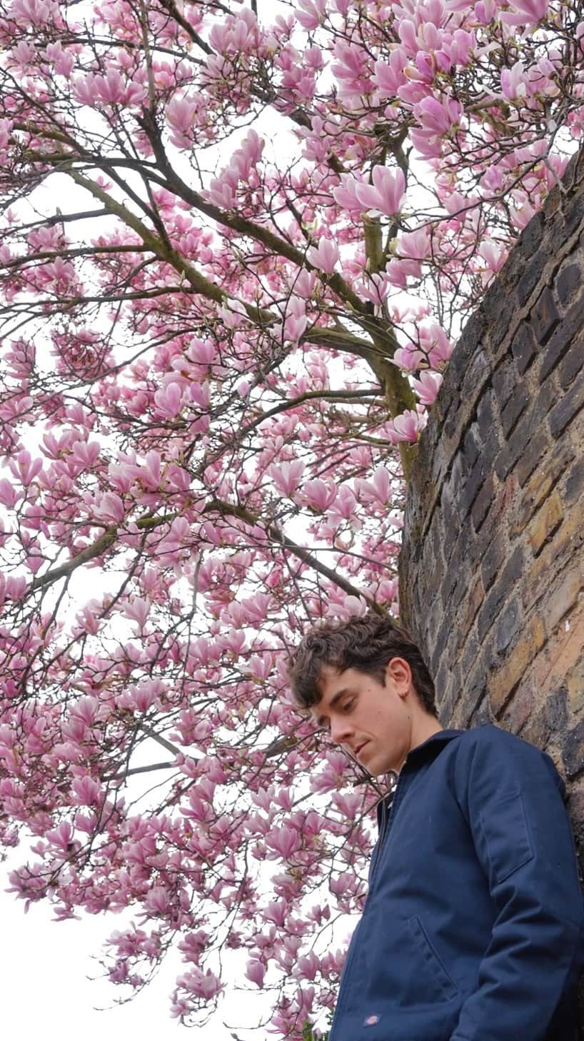 のインスタグラム：「My day in London shot on the new @sonyalpha ZV-E1, the world’s smallest and lightest full-frame 4k interchangeable lens camera. My travel videos have never looked this sharp and gorgeous ♥️ #ad」