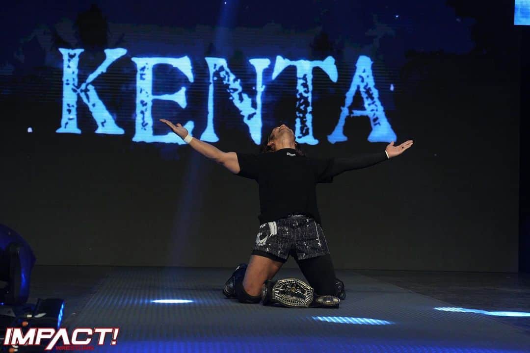 小林健太（KENTA）のインスタグラム：「I will see you in the ring again Get well @walking_weapon」