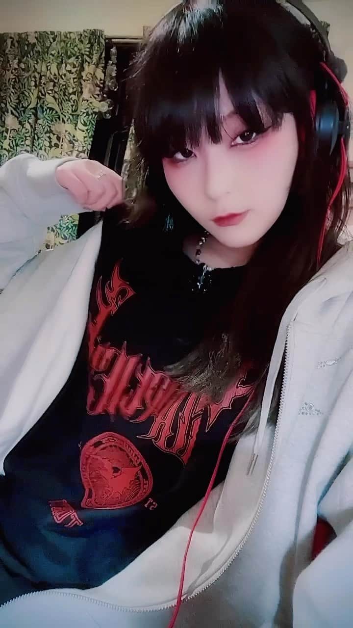 のインスタグラム：「❤️‍🔥@supplier_official  #supplier」