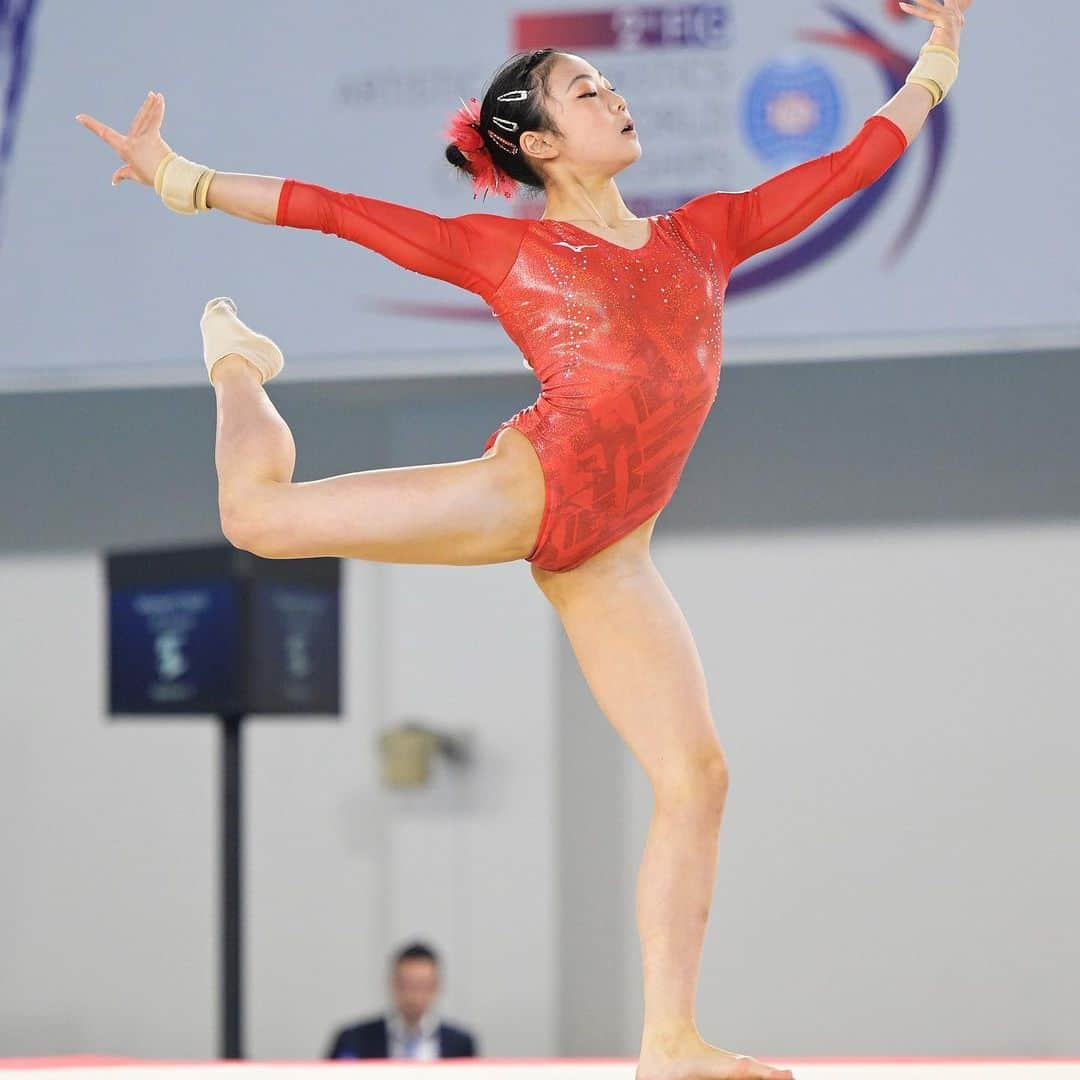 日本体操協会さんのインスタグラム写真 - (日本体操協会Instagram)「Nakamura Haruka 🇯🇵 is golden again! After winning the women's team final, it's now gold in the individual All-Around 🤩   Her teammate Yamaguchi Sara 🇯🇵 takes silver 🥈, with Caterina Gaddi 🇮🇹 adding another 🥉 to Italy's medal tally 👀   Which snap 📸 is your favorite?   #ARTJuniors2023 #Gymnastics」4月1日 4時02分 - gymnasticsjapan