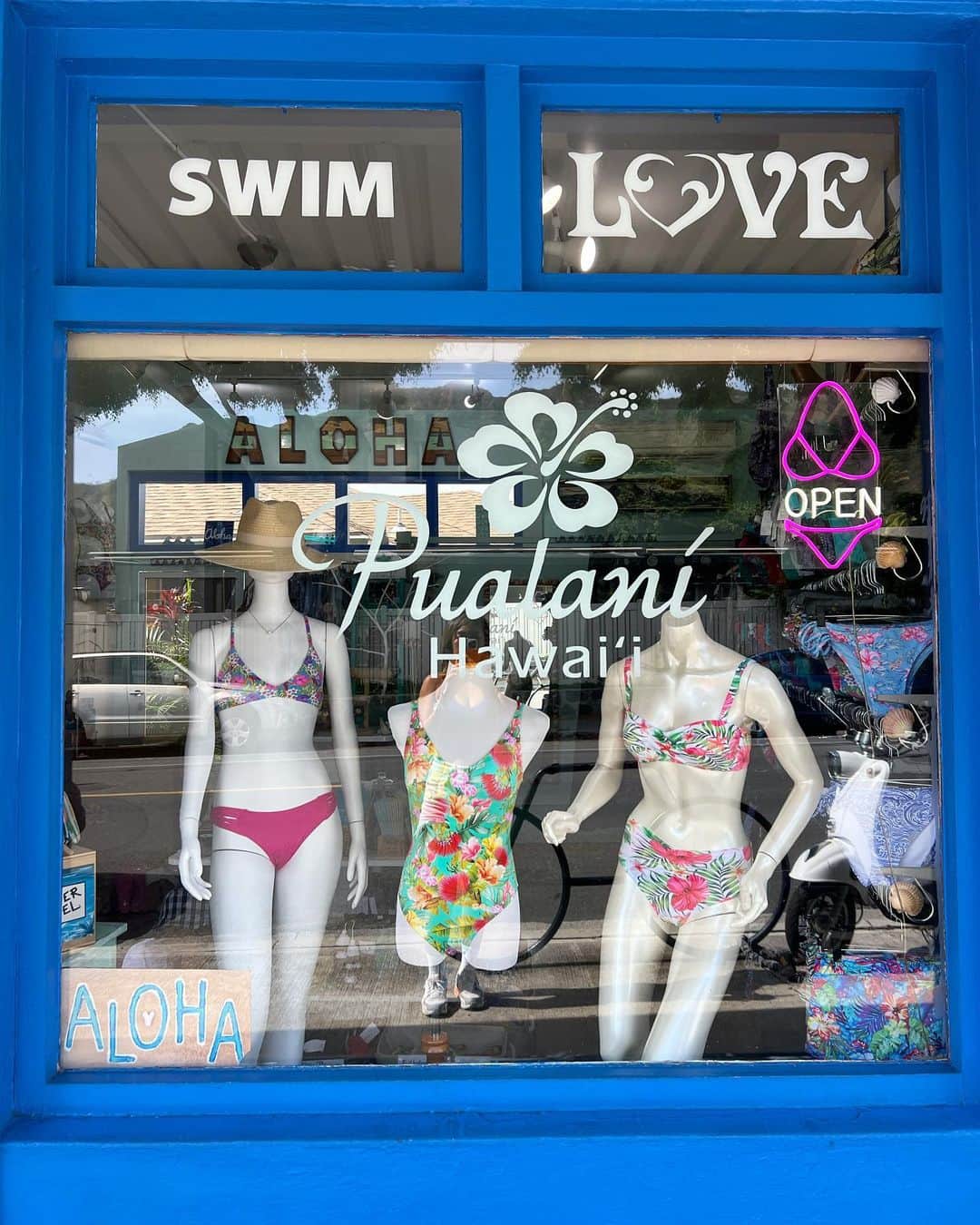 Pualani Hawaii Beachwearのインスタグラム