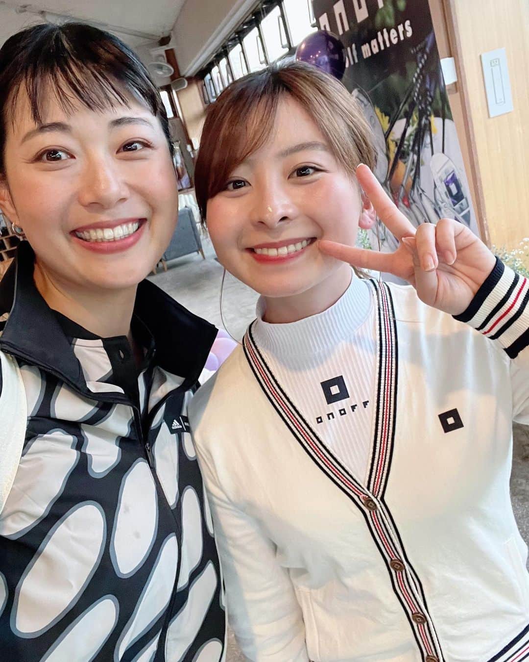 中村優さんのインスタグラム写真 - (中村優Instagram)「先日はオノフレディ @club_onoff のイベントで @gdo.chigasakigolf へ⛳️🌊 オノフレディのクラブをお借りしてのニアピンチャレンジや飯島茜プロとドラゴン対決ホールあり！ 引いたカードの番手で飯島プロは打ってくれるので、カードがドライバーじゃなければ勝ち目はある！ということで、引いたのは9i🔥　@akaneiijima711  アイアンショット目の前で見られて感激です✨ (でも飯島プロのドライバーも見たかったです🥹🥹)  初めて打ったオノフレディ、ドライバーもアイアンも気持ちよく振れてめちゃ飛び🏌️‍♀️ お天気も最高！お友達もいっぱいいてとても楽しいラウンドイベントでした⛳️ #クラブオノフ#オノフレディ#clubonoff」4月1日 14時19分 - nkmr_yu
