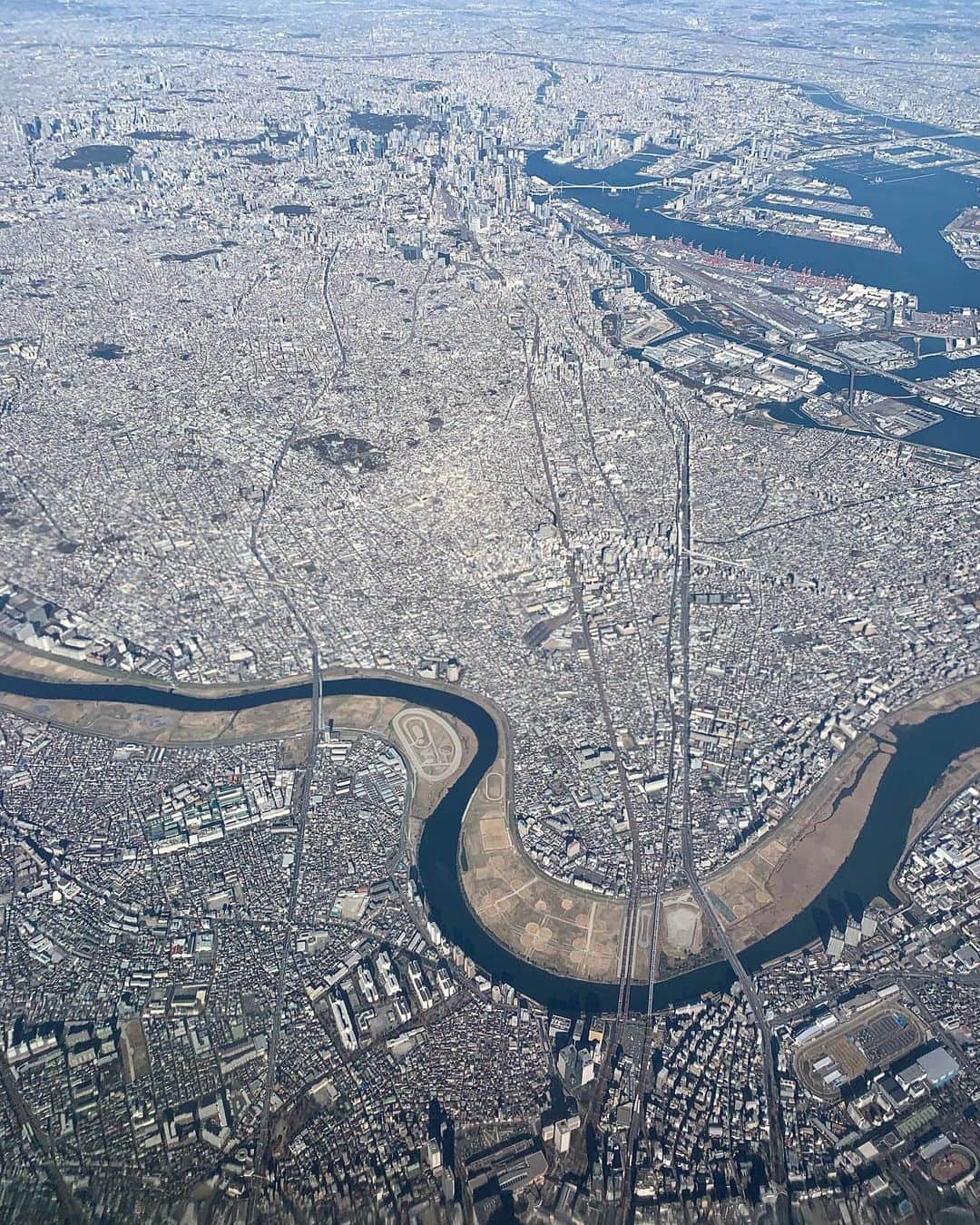 のインスタグラム：「東京上空3000フィート」