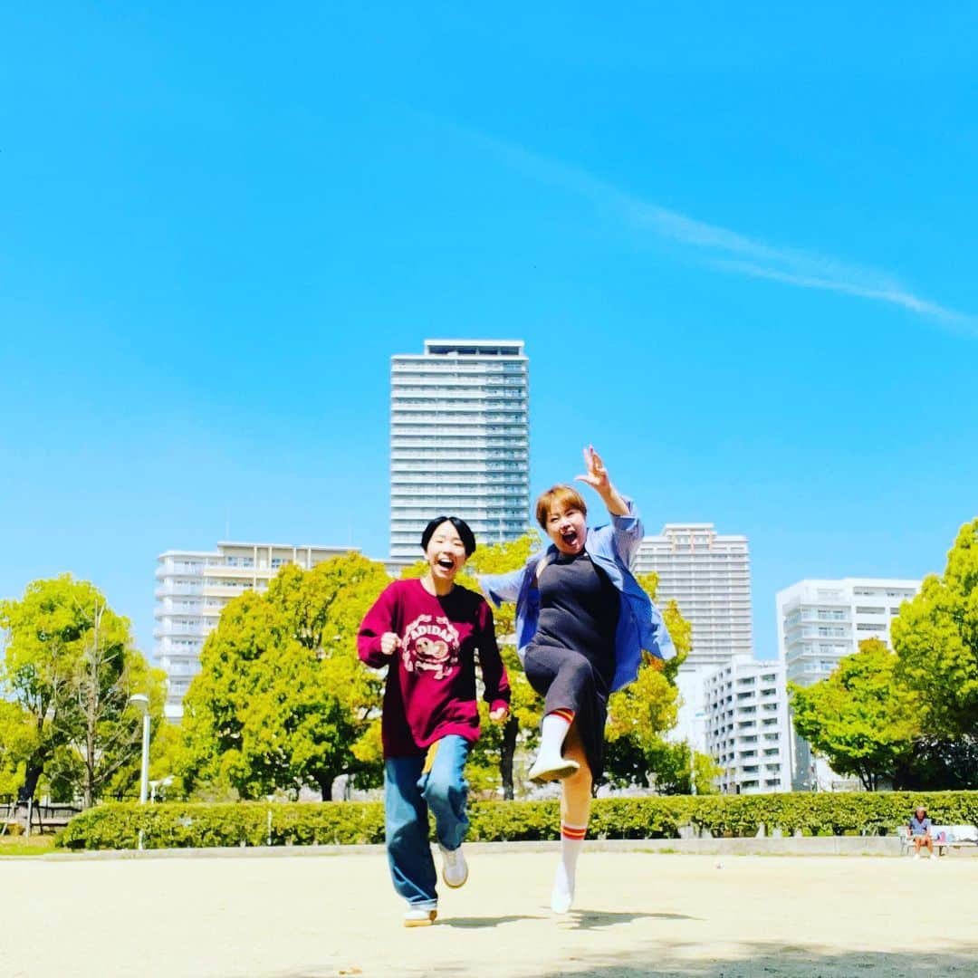 のインスタグラム：「今日から8年目！やるわよっ🔥  #天才ピアニスト #天才ピアニストますみ #天才ピアニスト竹内」