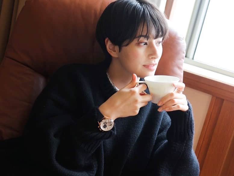ホラン千秋さんのインスタグラム写真 - (ホラン千秋Instagram)「_ Take some time for yourself.   #zenithwatches #ゼニス #sponsored」4月1日 15時11分 - chiakihoran_official