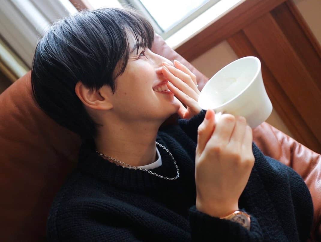 ホラン千秋さんのインスタグラム写真 - (ホラン千秋Instagram)「_ Take some time for yourself.   #zenithwatches #ゼニス #sponsored」4月1日 15時11分 - chiakihoran_official