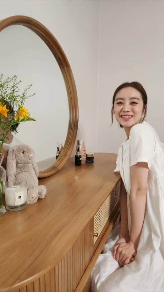 のインスタグラム：「New home, new beginning, new memories. 🏡   @woodique_official #제품제공」