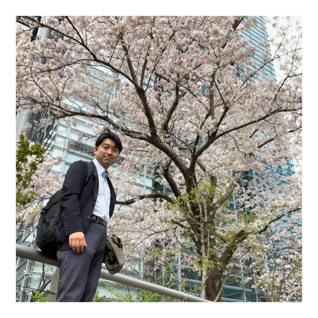 藤田大介さんのインスタグラム写真 - (藤田大介Instagram)「2023年度、日本テレビ社員19年目になりました。 再びよろしくお願いします。 新しいスタートきるぞ！」4月1日 8時47分 - fujita.daisuke_ntv