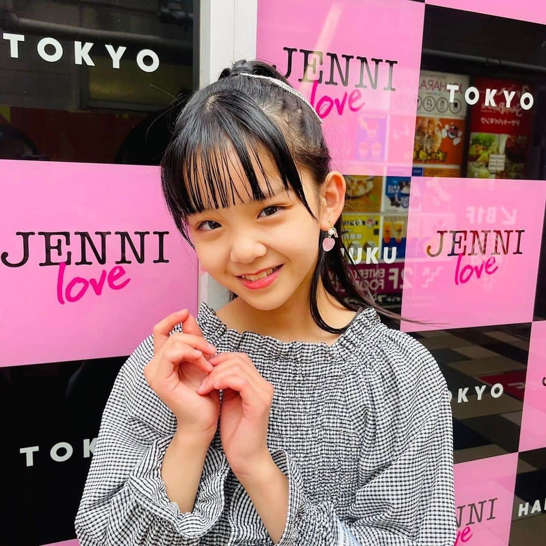 JENNI loveのインスタグラム