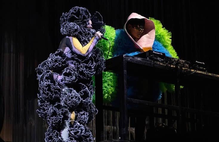 小泉智貴のインスタグラム：「@bjork @kasimyn Thank you🦋🤍  musicians @viibraflutes , @bergurth , @manudelagomusic , @katiebuckleyharpist , @kasimyn choir : @utabito_zanmai_samady photos @santiagraphy björk outfits @noirkeininomiya printed bodysuit @thorastefansdottir  kas outfit @tomokoizumi all band outfits @balmain  all headpieces @james.t.merry all hairpieces @tomikono_wig makeup @isshehungry styling @eddagud」