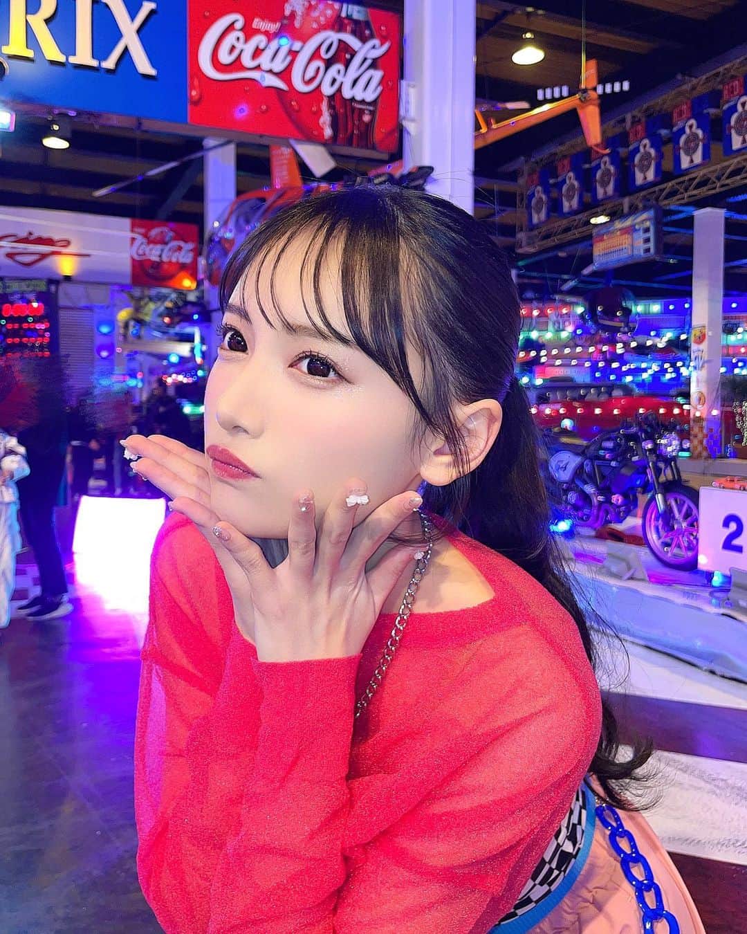 鈴木瞳美さんのインスタグラム写真 - (鈴木瞳美Instagram)「❤︎  ≠ME 6th Single 表題曲  ＂天使は何処へ＂  MVが公開されました 𓂃 ໒꒱·ﾟ  ＂私は私でいい＂そう思わせてくれる楽曲です。  ノイミー史上一番のダンスナンバーで 間奏のダンスブレイクや パンツスタイルの衣装で 今までとは違うノイミーを感じられるMVになっています…！！  たくさんみんなで練習したからこそ また1つ大切な作品になりました💭  新しいノイミーちゃんに惚れちゃって…！🤍」4月1日 10時31分 - suzuki_hitomi__