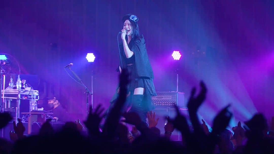 BAND-MAIDのインスタグラム